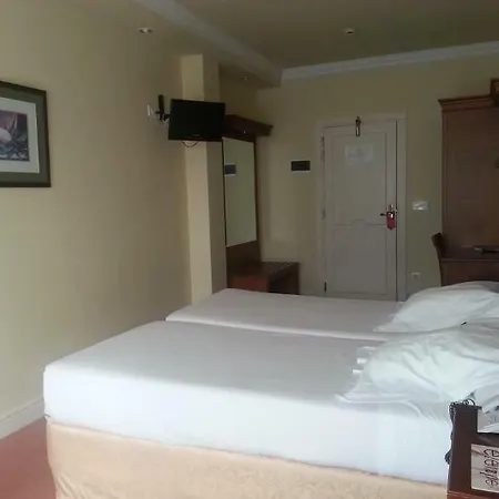 Hospedium Blu 3* Loiu